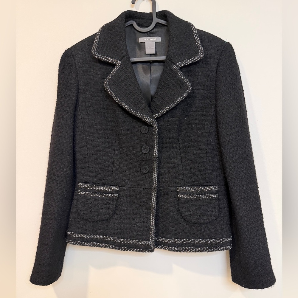 Ann Taylor black tweed blazer size 6